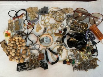 Large Collection Of Vintage Costume Jewelry Crafts, Repair, Parts