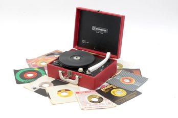 Dynavox Portable Record Player With 11/45 Records