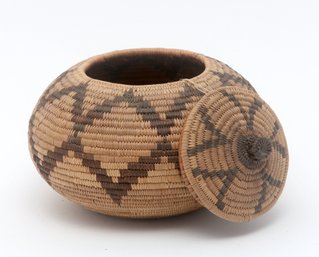 African Zulu Tribal Hand Woven Large Basket