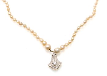 Diamond And Gold Pendant Pearl Necklace With Pearl And Diamond Clasp