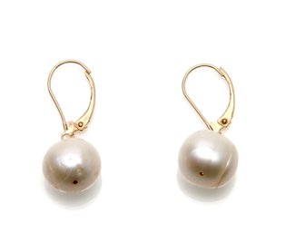 14k Gold And Fresh Water Cultured Pearl Earrings