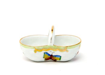 Herend Porcelain Diminutive Butterfly Dish
