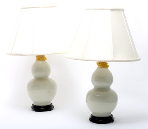 Cream Ceramic Lamps With Wooden Base