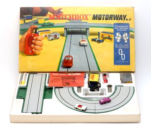 Vintage 'matchbox' Motorway No.12 Electric Track With 2 Cars W/original Box