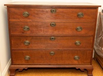 19th Century American Federal Walnut Chest Of Drawers