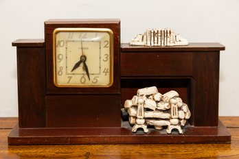 Vintage United Fireplace Mantle Clock