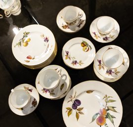 Royal Worcester 30 Pieces