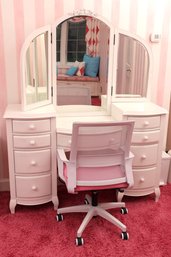 Pottery Barn Teen Lilac Vanity With Mirror And Chair