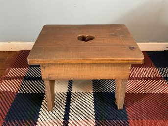 Vermont Shaker Wood Foot Stool With Heart