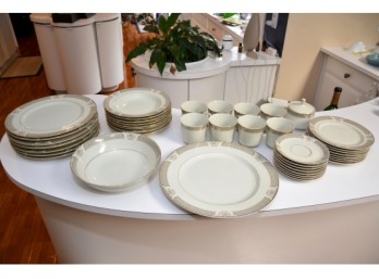 'Mikasa' Dish Set- Service For 8