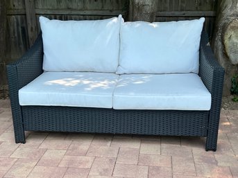 Wicker Love Seat And Cushions