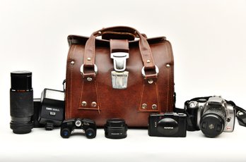 Canon Camera With Leather Bag