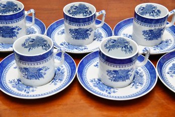 Set Of Eight Copeland Spodes Fitzhugh Tea Cup And Saucers