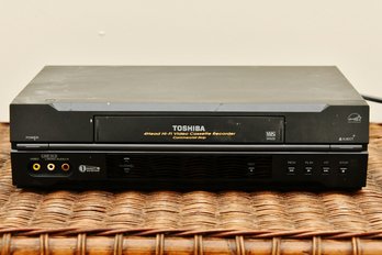 Toshiba 4head Hi-Fi Video Cassette Recorder Model Number W-522