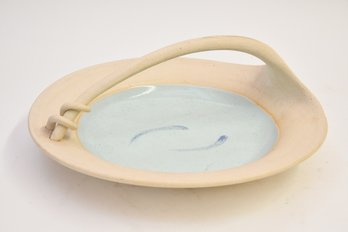 Round Clay Bowl With Handle