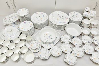 Mikassa Sorrento Dish Set