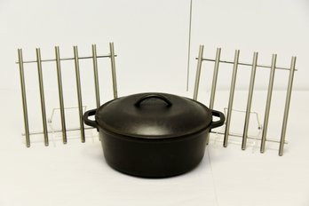 Lodge Cast Iron Dutch Oven With Chrome Trivets