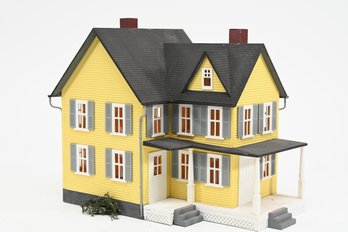 Professionally Weathered Yellow House Scenery Kit