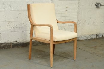 Single Chair White Cushion