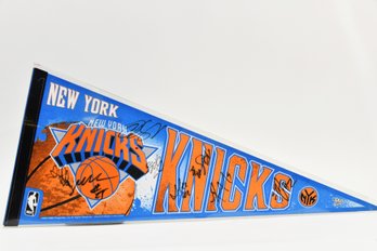 NY Knicks Signed Pennant Flag