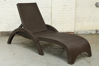 Outdoor Wicker Chaise