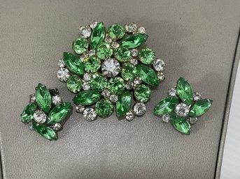 Vintage Green And Clear Rhinestones Brooch And Clip Earrings