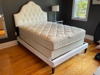 Tufted Button Faux Leather Upholstered Full Headboard In White (Mattress Not Included)