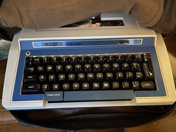 Electra Typewriter With Soft Case