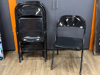 Set Of 8 Black Metal Folding Chairs 17 X 20 X 30
