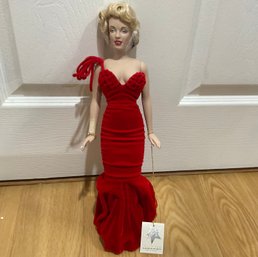 Marilyn Monroe Scarlet Debut Doll From Franklin Mint