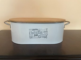 Bread Box With Cutting Board Lid