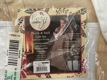 Cozy Combo Throw And Sock Gift Set Brand New