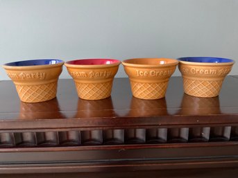 Williams Sonoma Ice Cream Bowls Set Of 4