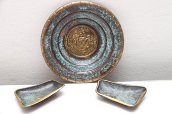 Decorative Brass Plate With Small Dishes