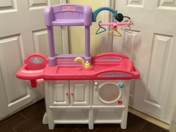 Step 2 Love  And Care Deluxe Baby Doll Nursery Playset For Kids