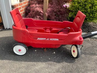 Radio Flyer Pathfinder Wagon