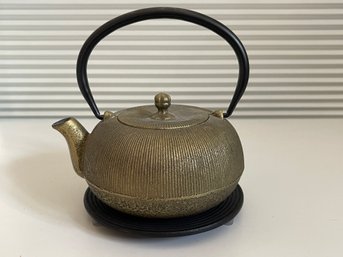 Japanese Metal Tea Kettle With Hot Plate