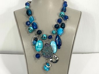 Blue Dangle Necklace