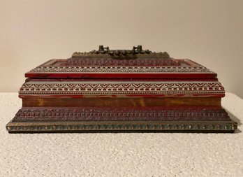 Wood Jewelry Box With Lid