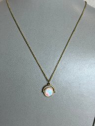 Necklace With Moving Pendant