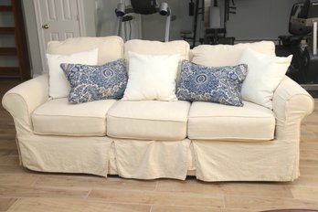 Rowe Furniture Slipcover Sofa With 3 Cushions