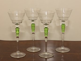 Set Of 4 Drinking Glasses With Green Stem