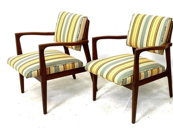Mid Century Modern Side Chairs In The Style Of Jens Risom