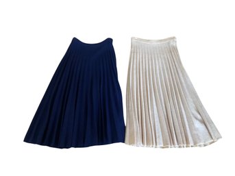 Vintage Ivory And Royal Blue Knit Long Pleated Skirts