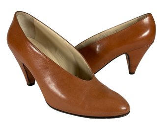 Shoe Biz Leather Camel Heels - Size 6.5