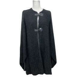 Gorgeous  Giorgio Armani Wool Coat Cape Size 46 Made In Italy