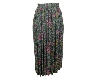 Ellen Tracy Long Pleated Skirt - Size 6