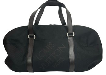 Louis Vuitton Dmaier Geant Attaquant Noir Duffle Bag Like New