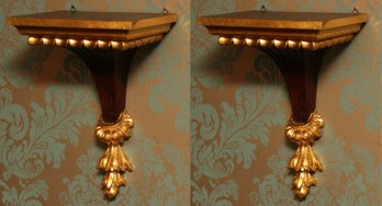 Italian Neoclassical-Style Fluted Giltwood Wall Sconces - A Pair