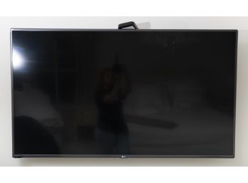 55 Inch LG TV